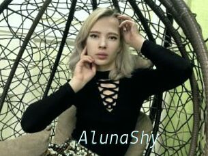 AlunaShy