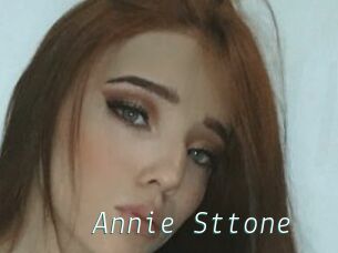 Annie_Sttone