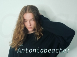 Antoniabeacher