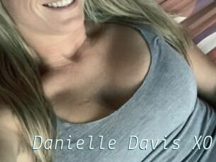 Danielle_Davis_XO