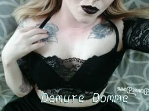 Demure_Domme