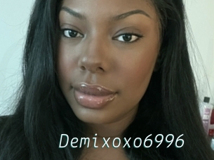 Demixoxo6996