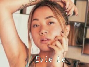 Evie_Le
