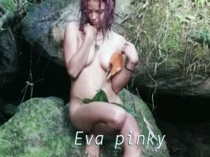 Eva_pinky
