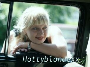 Hottyblondexx