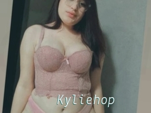 kyliehop Awkward Amateurs