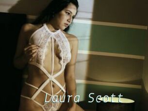 Laura_Scott