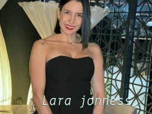 Lara_jonness