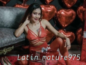 Latin_mature975