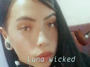 Luna_wicked