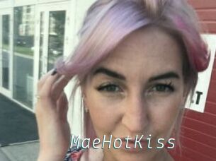 MaeHotKiss