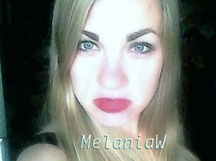 MelaniaW