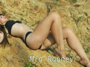 Mia_Rooney