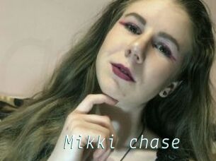 Mikki_chase