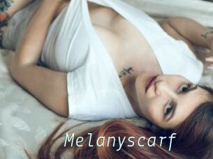 Melanyscarf