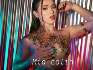 Mia_colin