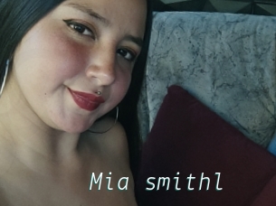 Mia_smithl