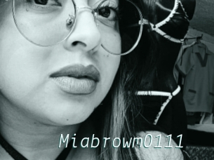Miabrowm0111