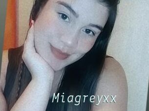 Miagreyxx