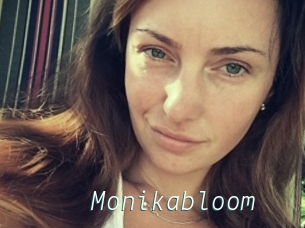 Monikabloom
