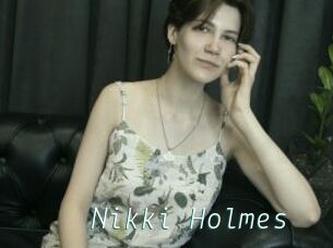 Nikki_Holmes