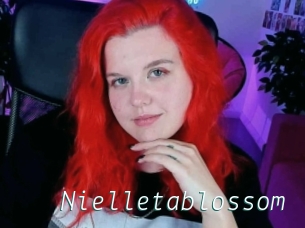 Nielletablossom