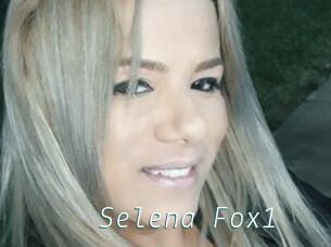 Selena_Fox1