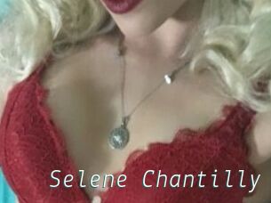 Selene_Chantilly