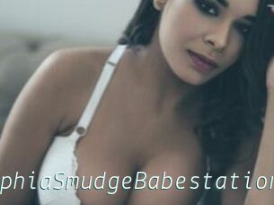 SophiaSmudgeBabestation