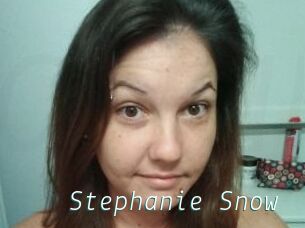 Stephanie_Snow