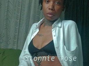 Stonnie_rose