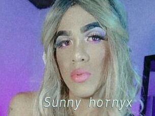 Sunny_hornyx