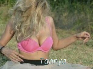Tannya_